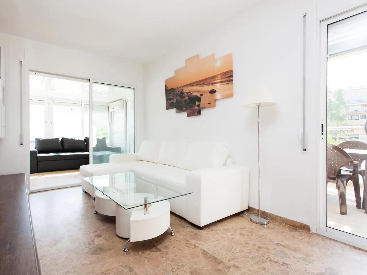 Barcelona Beach Apartment 0*,